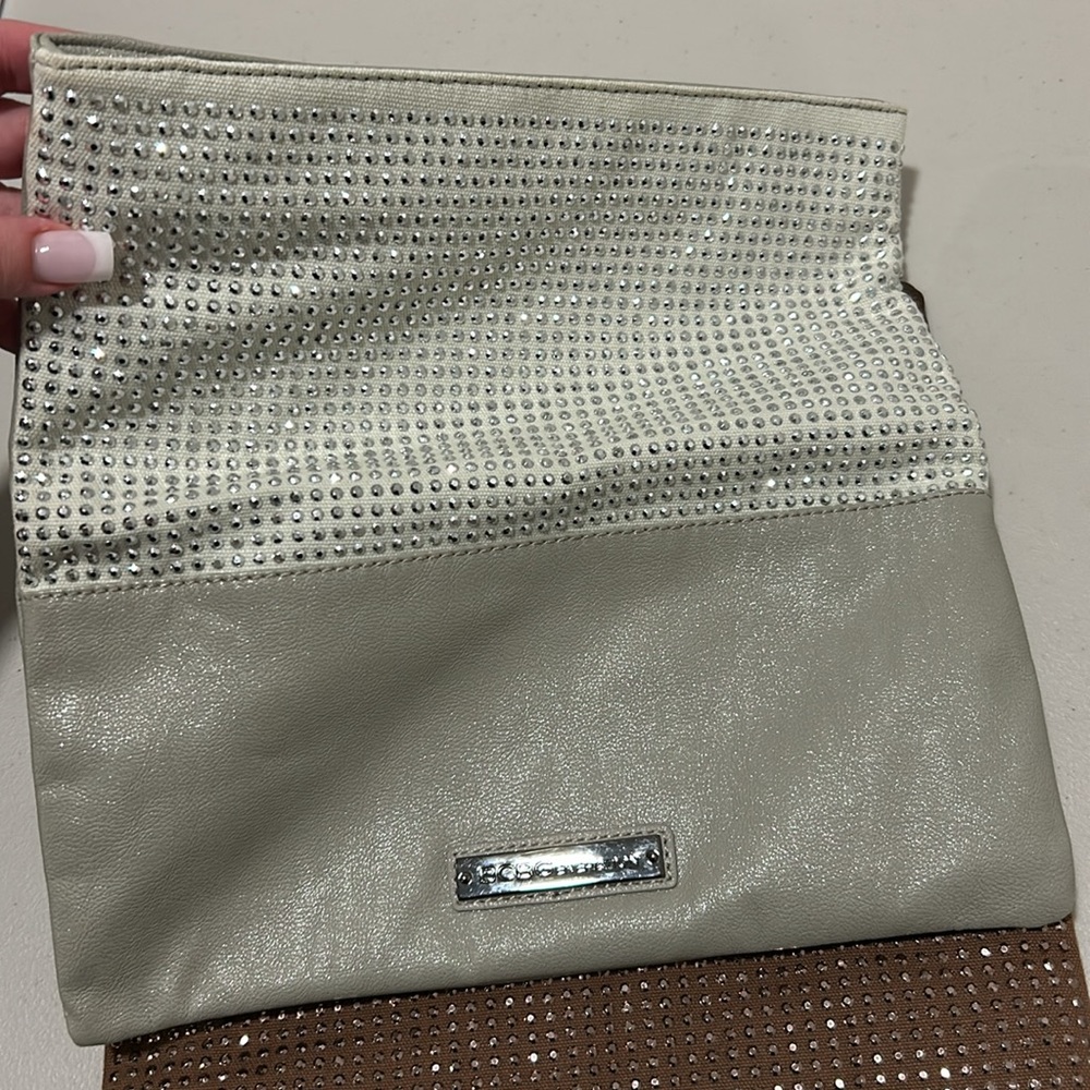 2 CLUTCHES - Picture 5 of 7